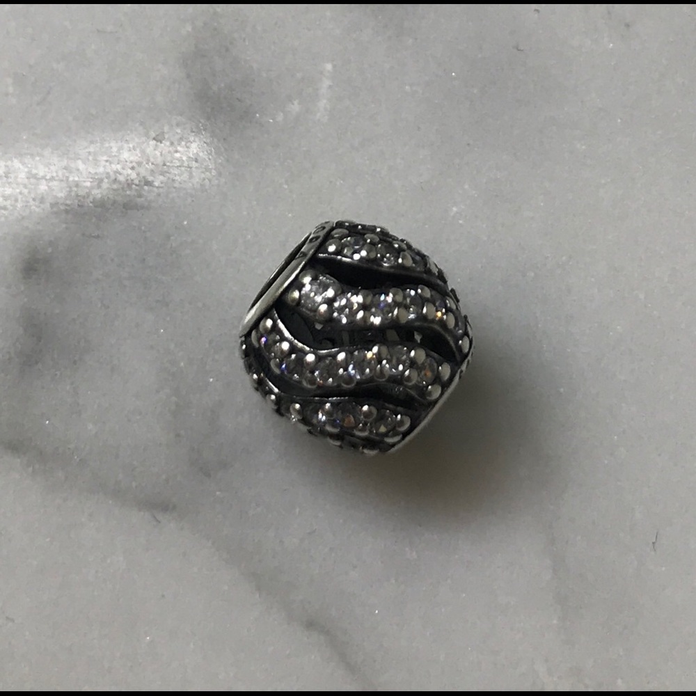 Discontinued authentic PANDORA Winter Wisp charm